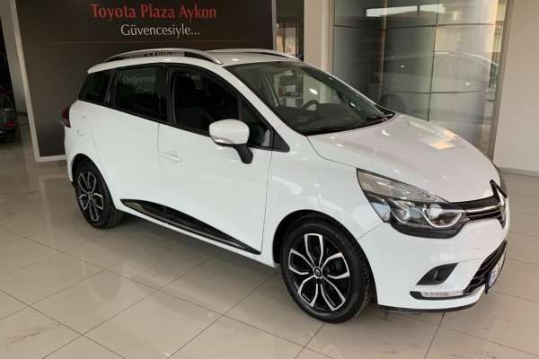 Renault Clio Sport Tourer Or Similar